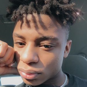 Meet your Posher, Rhian